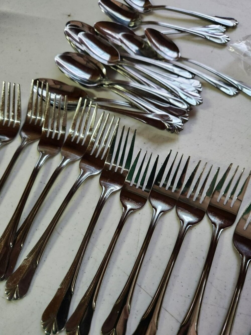 Vintage Silverware Set With 15 Teaspoons 7 Soupspoons 7 Salad Forks 7 Dinner For
